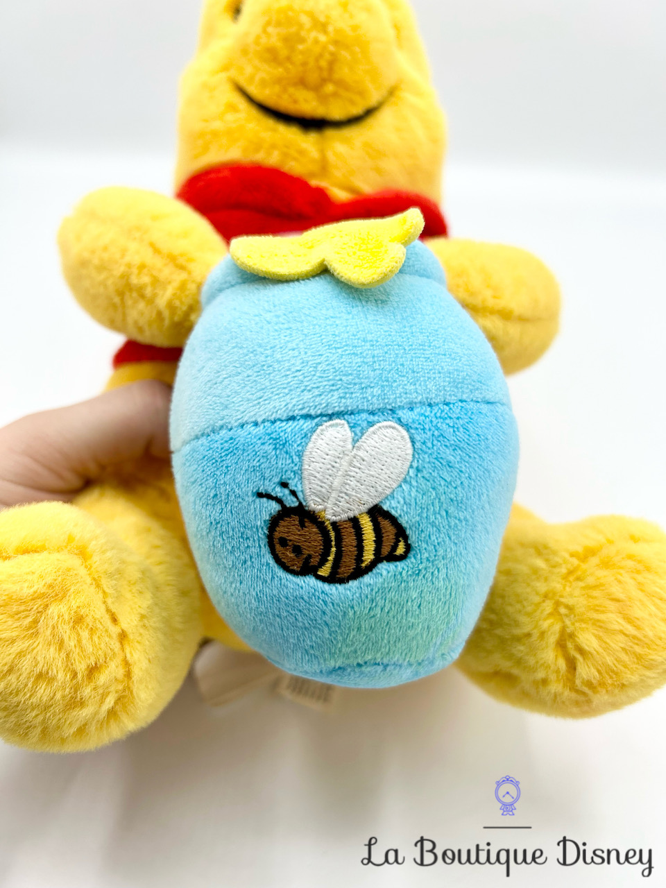 peluche-winnie-ourson-pot-miel-bleu-disney-simba-dickie-belgium-2
