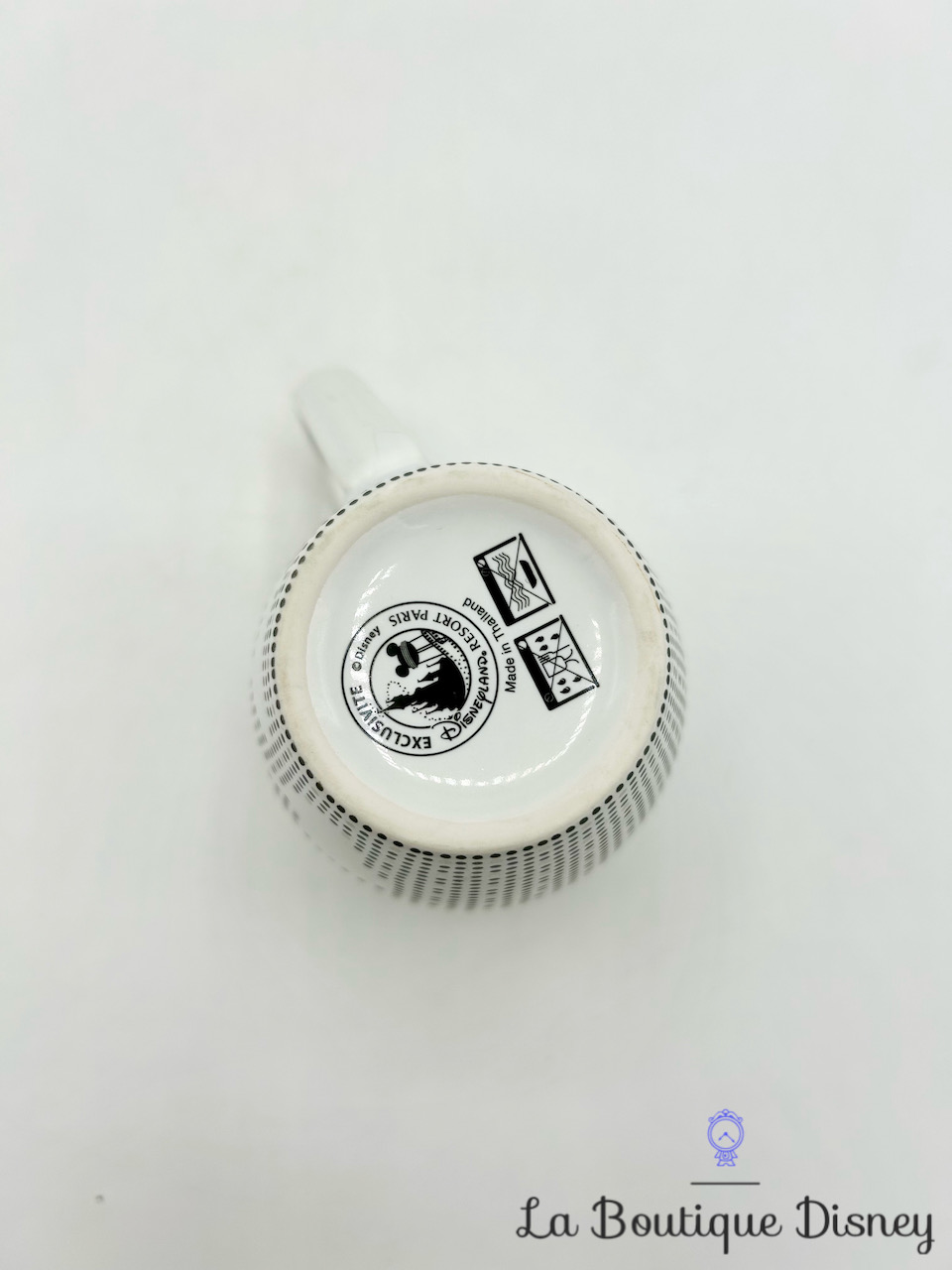 tasse-mickey-mouse-points-disneyland-mug-disney-noir-blanc-4
