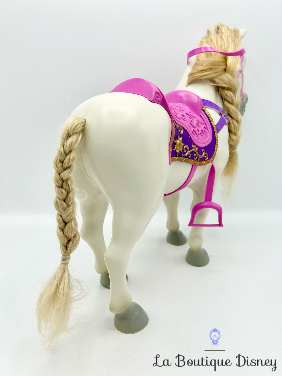 jouet-cheval-maximus-poupée-raiponce-disney-rose-violet-3