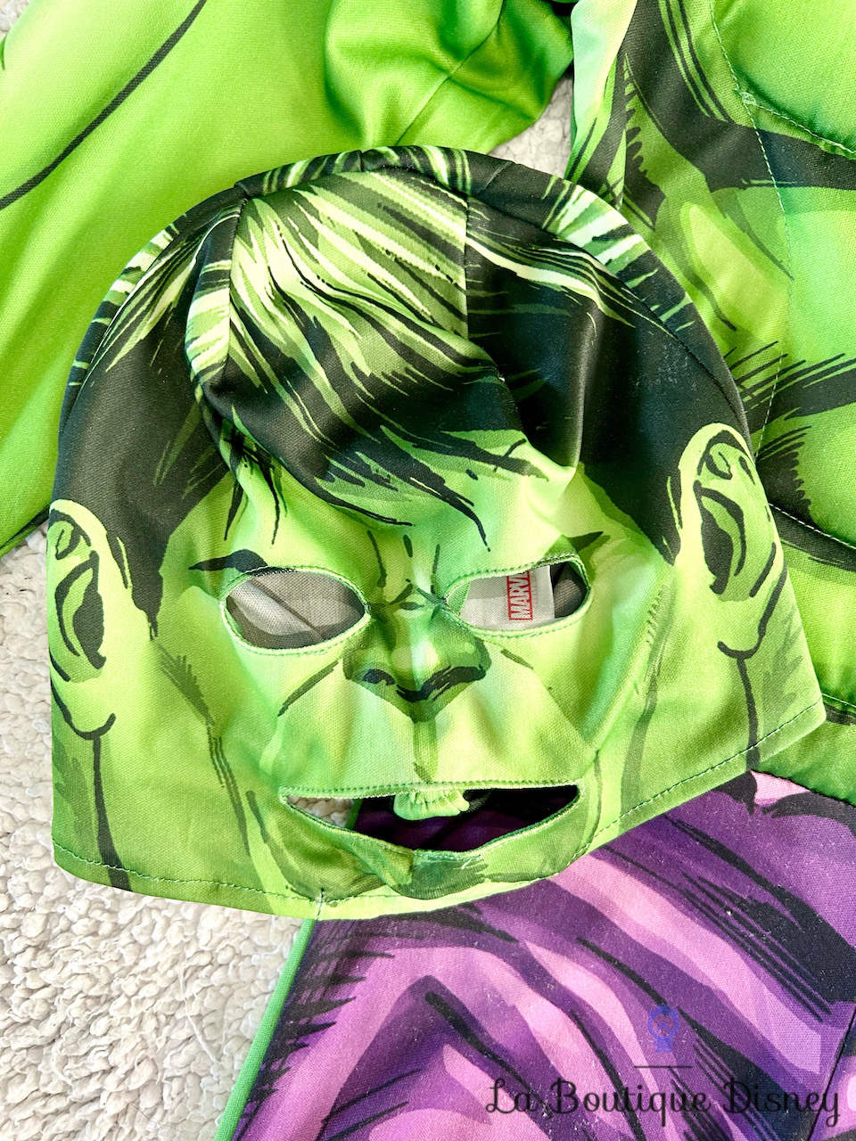 déguisement-incroyable-hulk-marvel-avengers-combinaison-vert-masque-gants-3