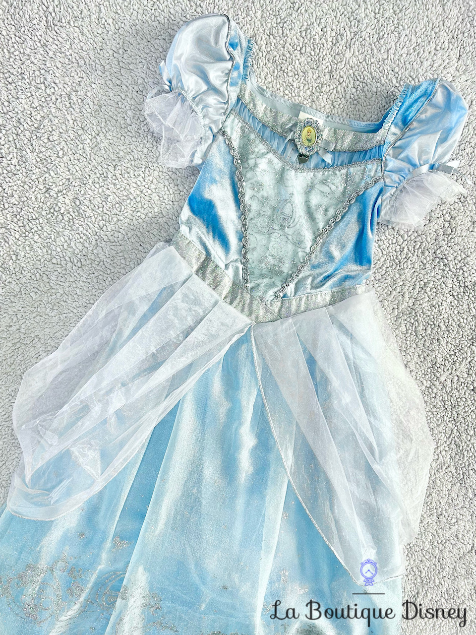 Déguisement Cendrillon Disney Store taille 7/8 robe princesse bleu paillettes