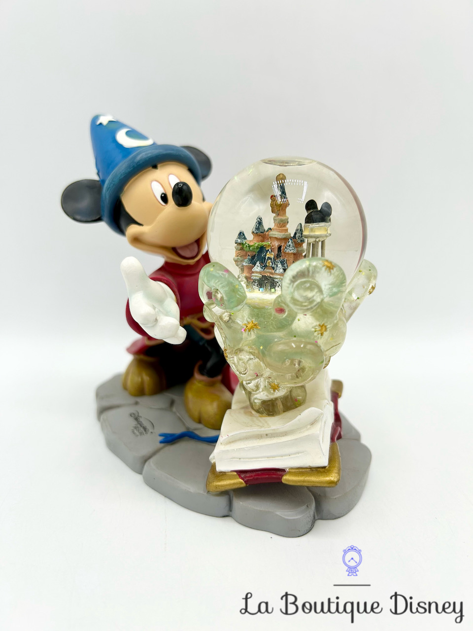 boule-a-neige-mickey-mouse-fantasia-chateau-disneyland-snowglobe-disney-sorcier-magicien-1