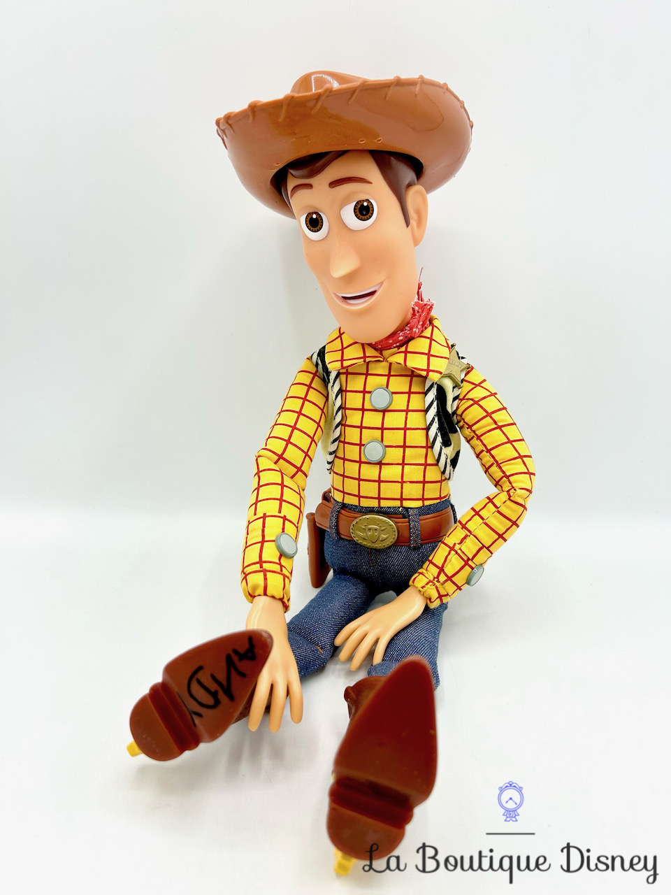 Poupée Woody parlant à ficelle Disneyland Paris 2019 Disney figurine articulée Talking Woody