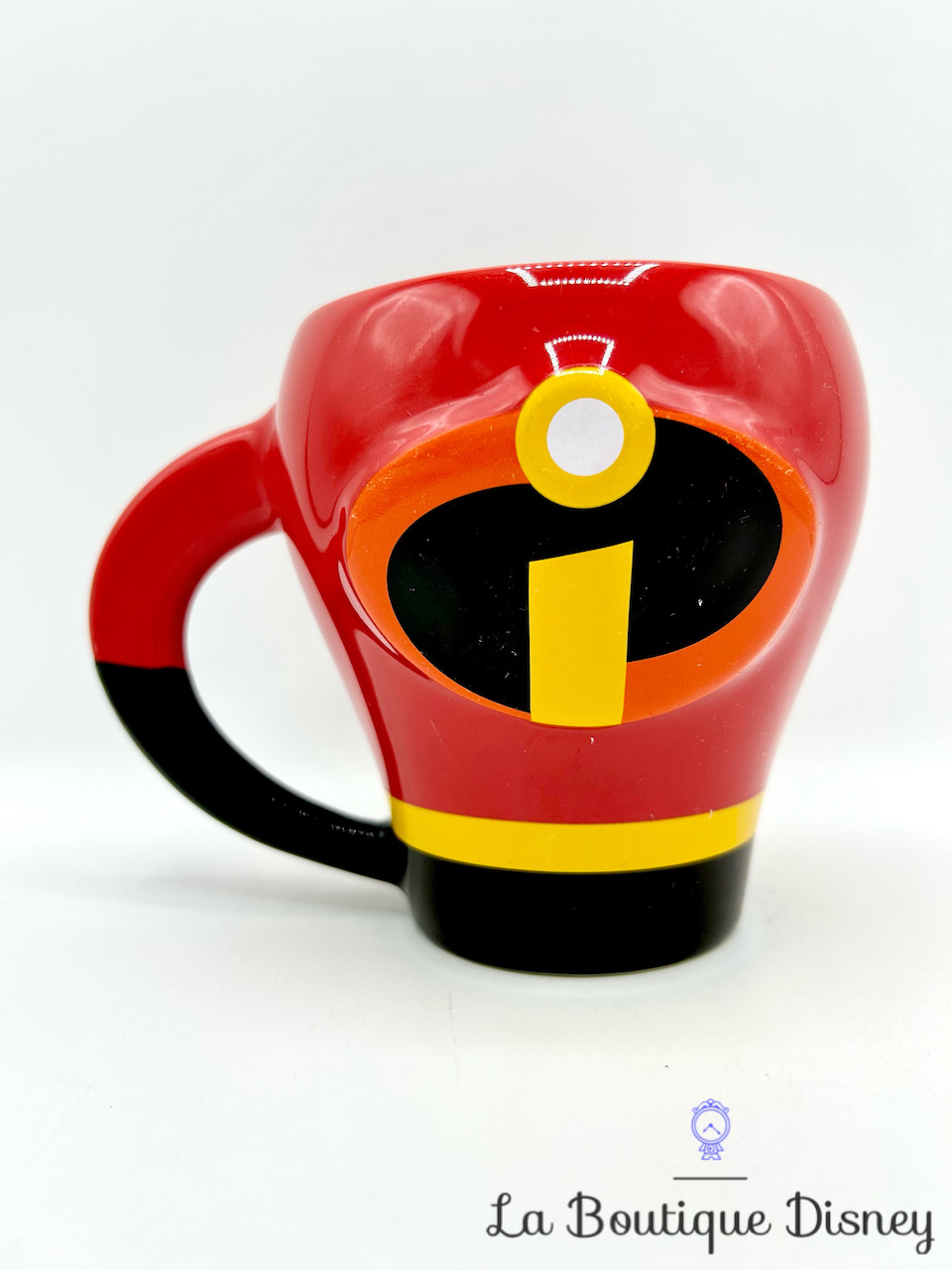 Tasse Indestructibles Disney Store 2014 mug logo costume rouge relief 3D