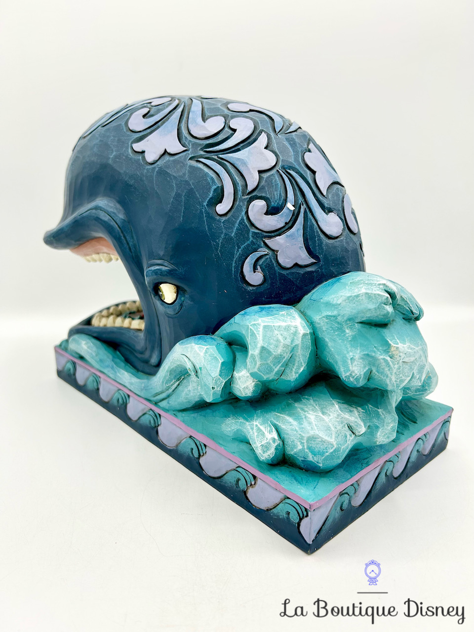 figurine-jim-shore-pinocchio-monstre-de-baleine-whale-disney-traditions-showcase-collection-enesco-7