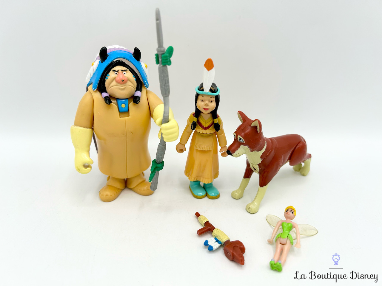 figurines-indiens-lili-tigresse-chef-squaw-peter-pan-pirates-disney-heroes-famosa-vintage-1