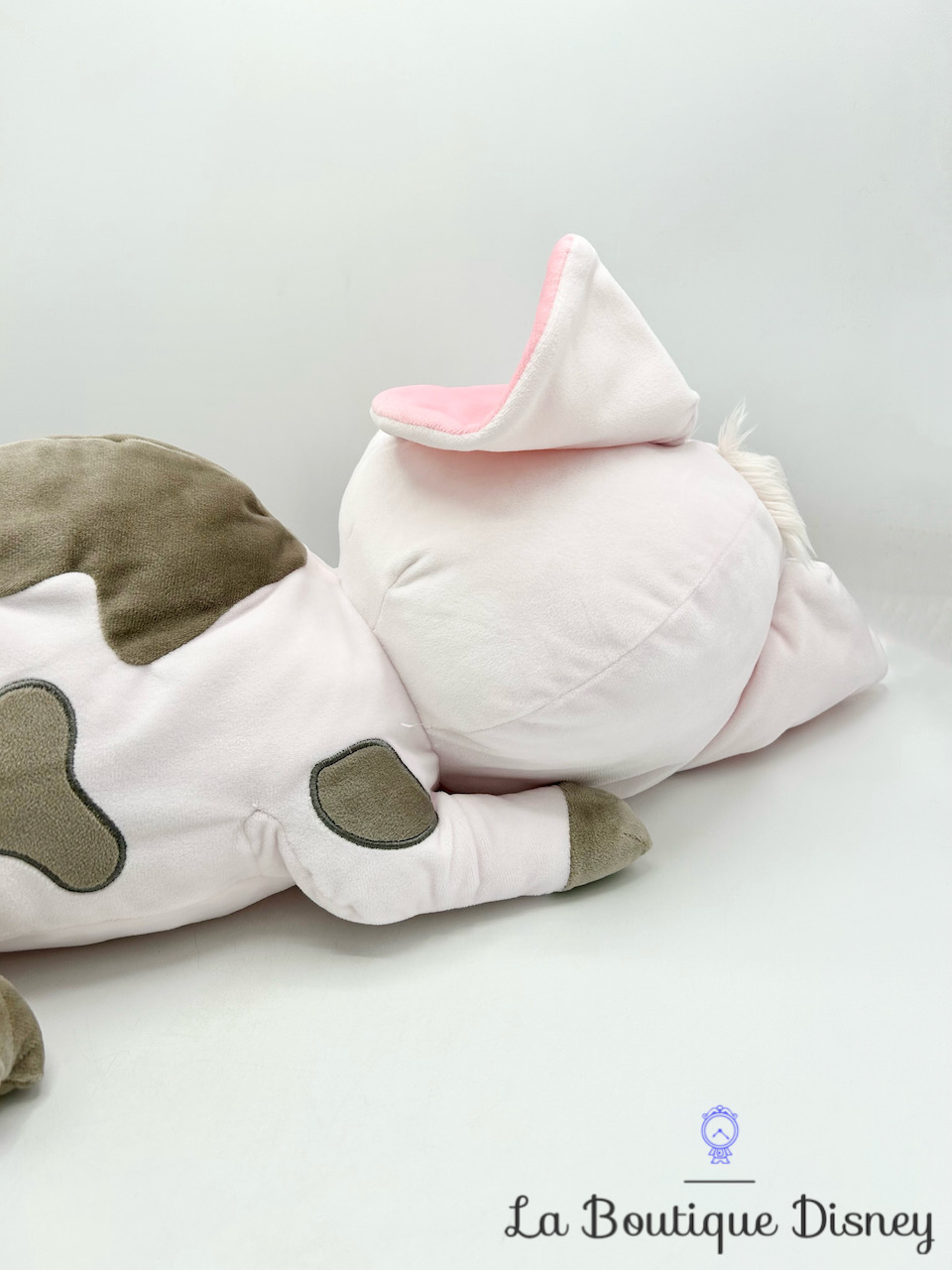peluche-pua-couché-dort-disney-parks-disneyland-cochon-vaiana-cuddleez-coussin-oreiller-6