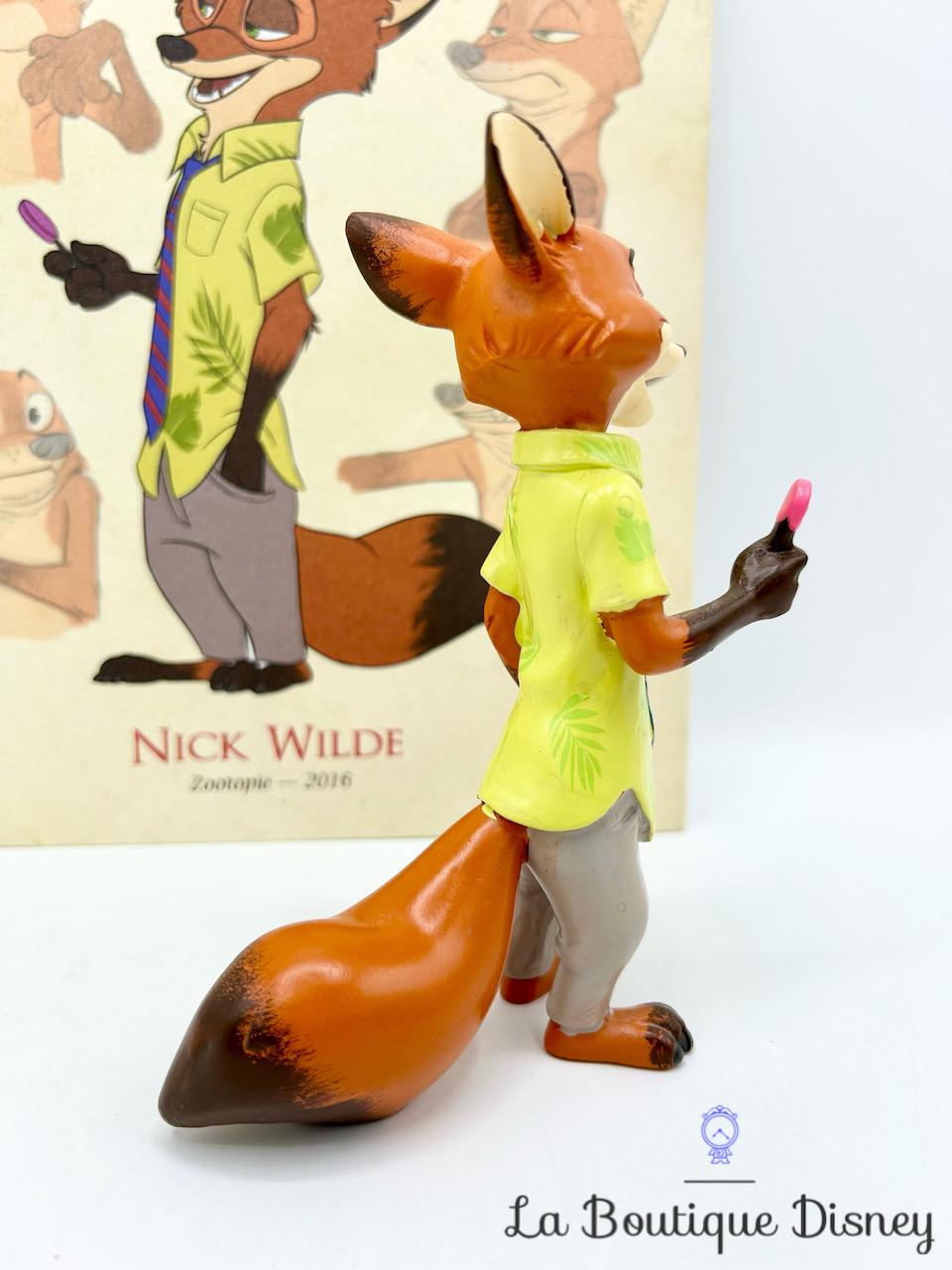 livre-figurine-de-collection-résine-nick-wilde-zootopie-disney-hachette-encyclopédie-0