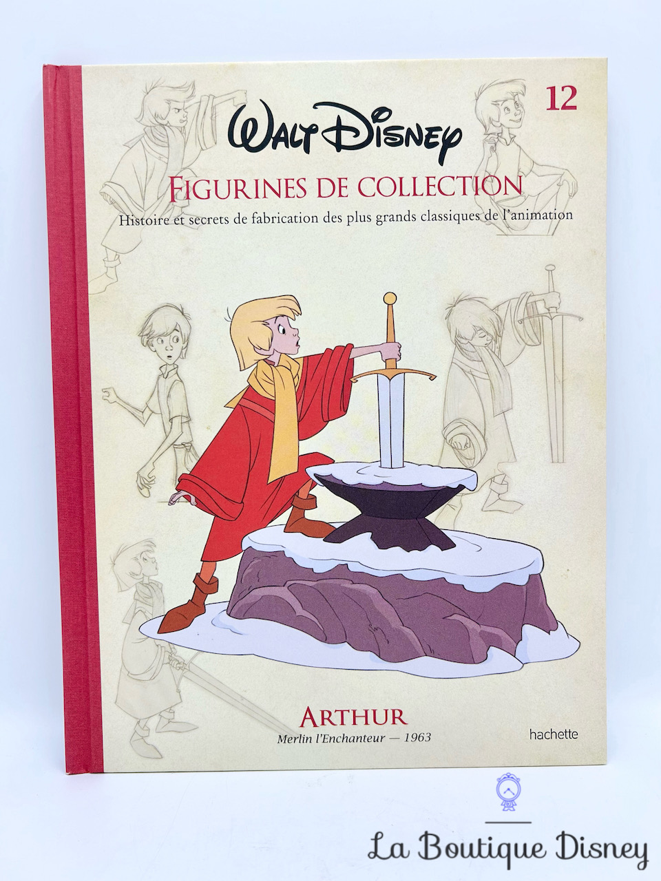 livre-figurine-de-collection-résine-arthur-merlin-enchanteur-disney-hachette-encyclopédie-1