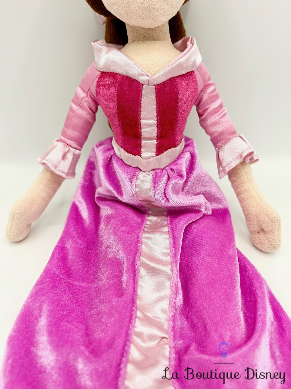 poupée-chiffon-belle-hiver-robe-rose-disney-store-peluche-princesse-2