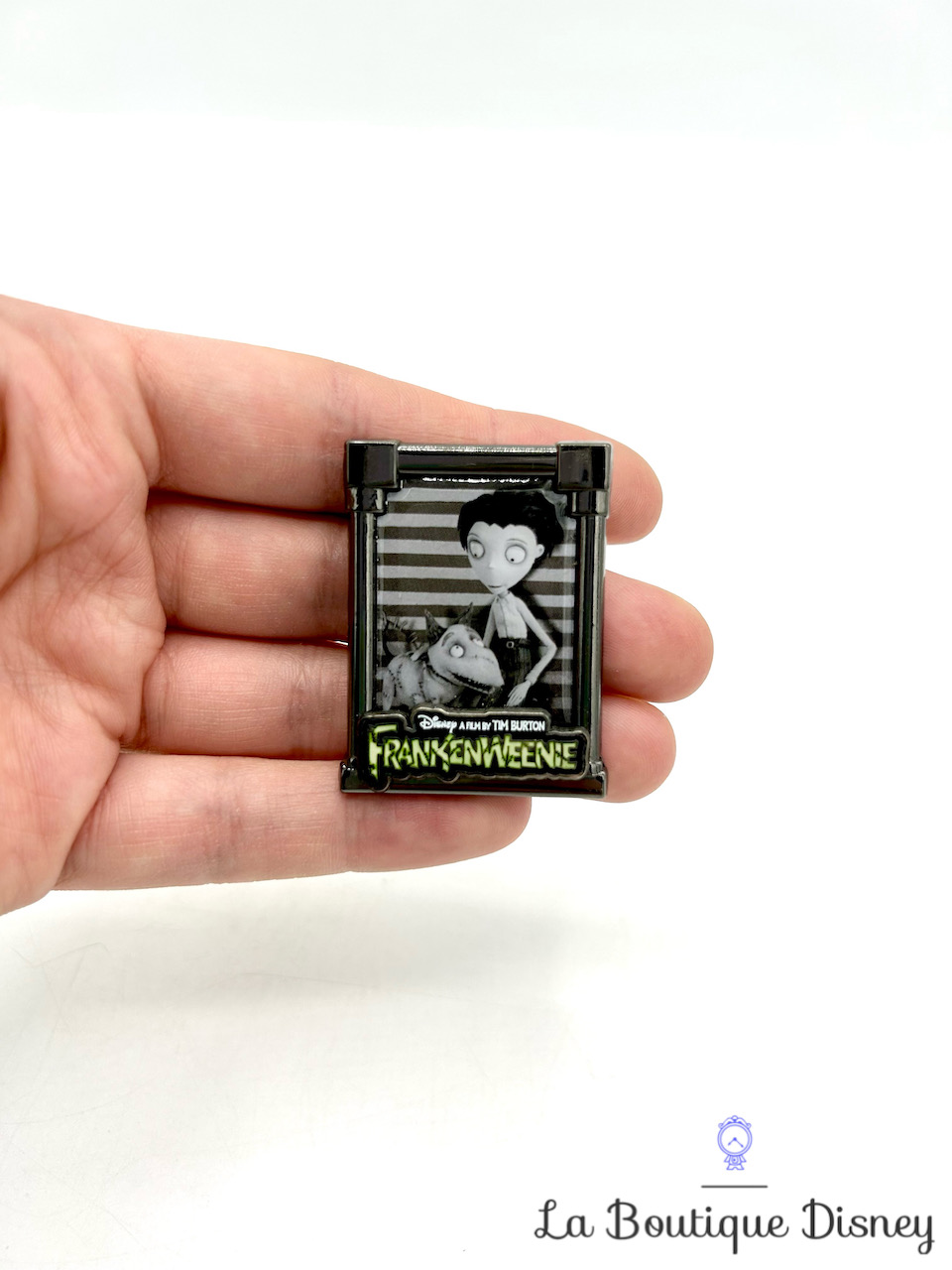 Pin Logo Frankenweenie Opening Edition Disneyland Paris 2012 Victor and Sparky 92281