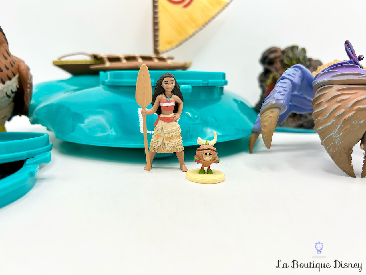 Ensemble de jeu Bateau à Projections dimages Vaiana Disney Store 2016 projecteur figurines