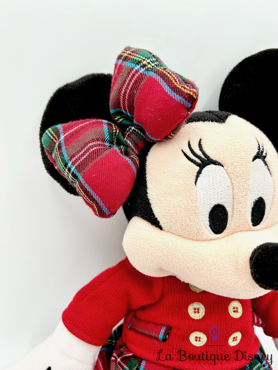 peluche-minnie-mouse-noel-disney-store-2016-carreaux-écossais-2