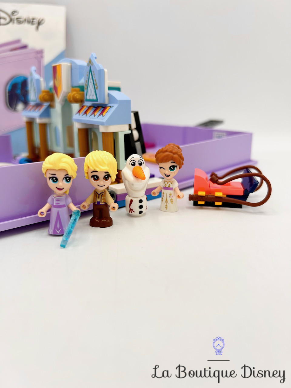 jouet-lego-43175-les-aventures-anna-elsa-dans-un-livre-de-contes-disney-la-reine-des-neiges-0