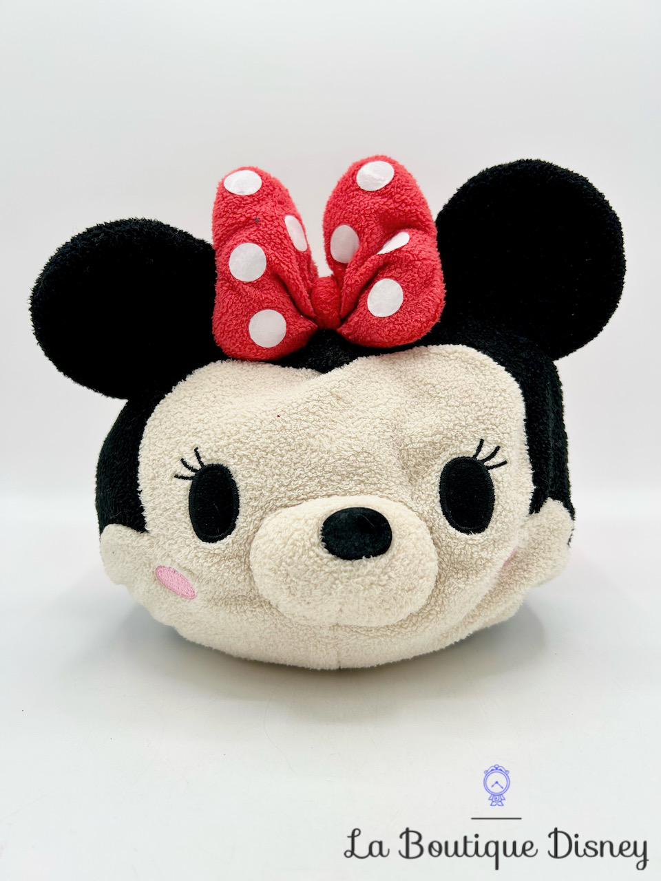 peluche-tsum-tsum-géant-minnie-mouse-disney-parks-disneyland-grand-format-1