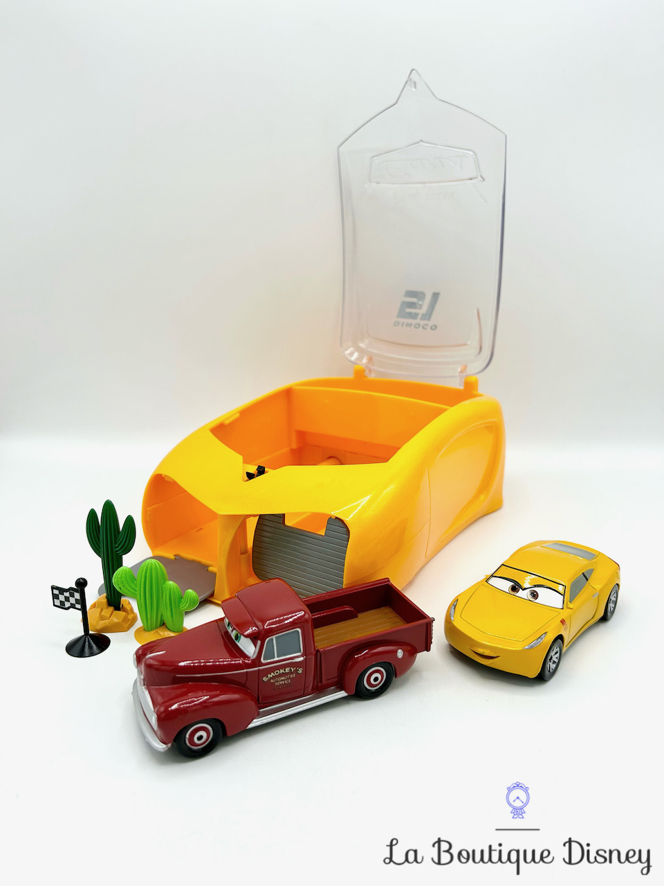 jouet-lanceurs-cars-3-disney-store-boite-jaune-voiture-métal-coffret-1-1