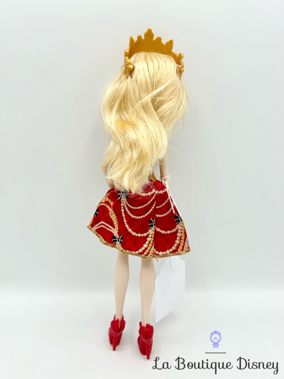 Poupée Ever After High Apple White Classique