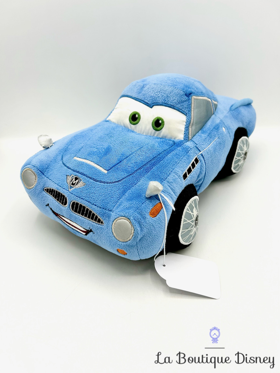 Peluche Finn McMissile Cars 2 Disney Store voiture bleu écusson 33 cm