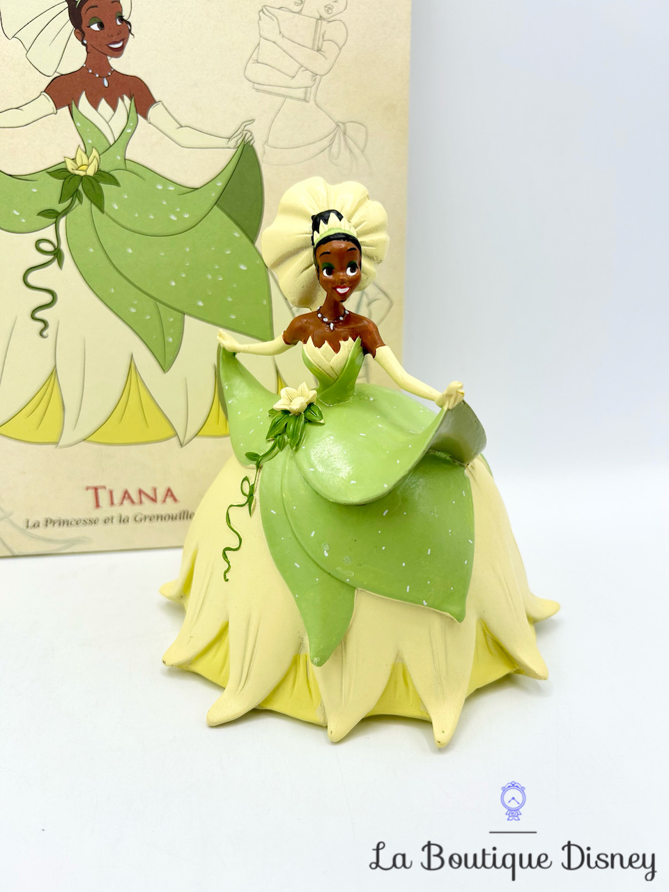 livre-figurine-tiana-la-princesse-et-la-grenouille-disney-figurines-de-collection-hachette-encyclopédie-3
