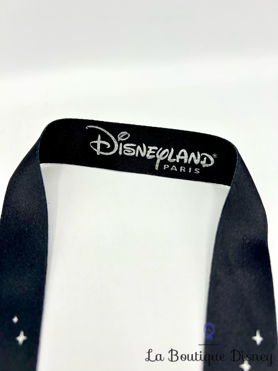 lanière-pins-fée-clochette-pass-annuel-infinity-disneyland-disney-tour-de-cou-cordon-noir-3
