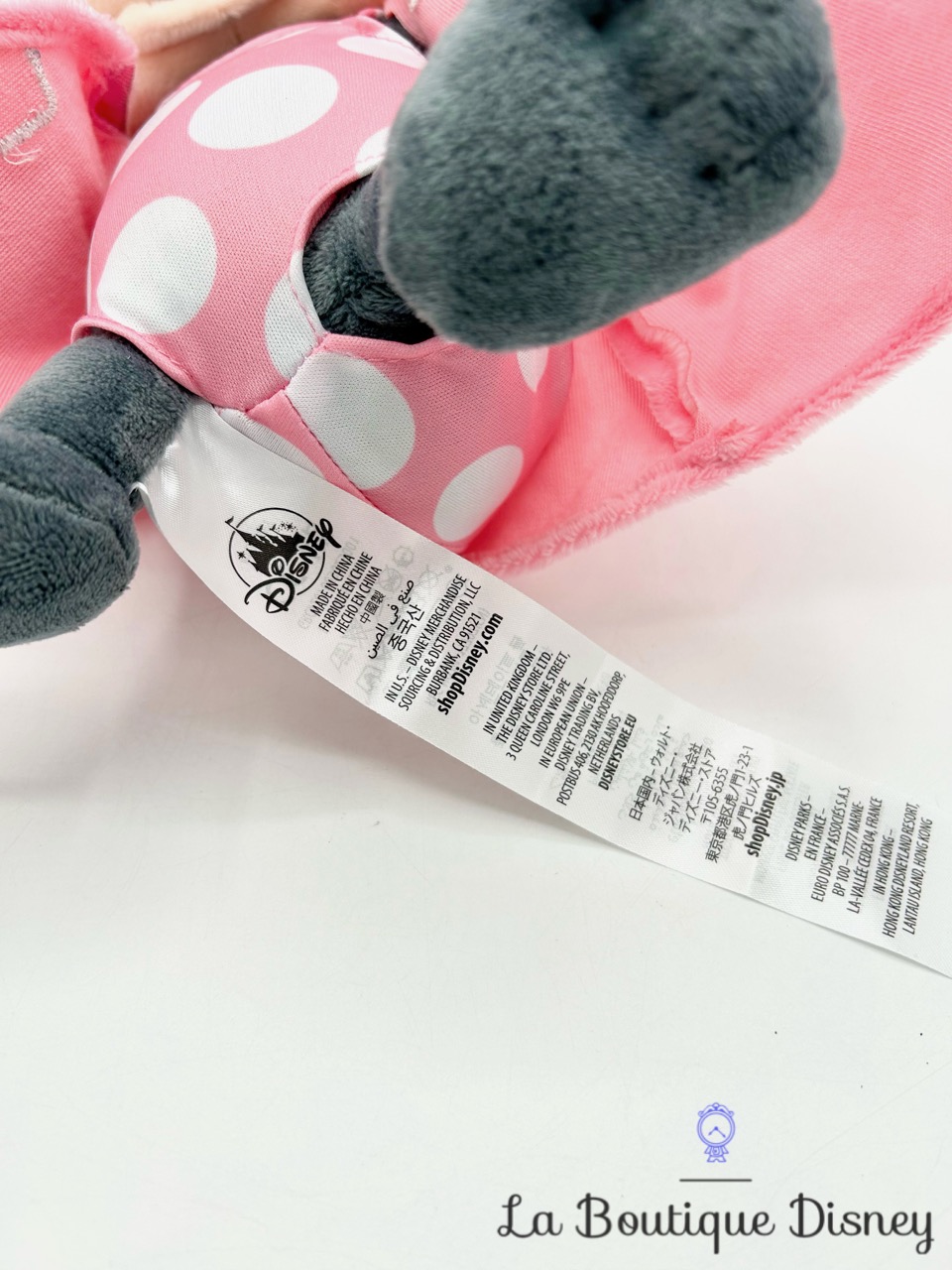 peluche-minnie-mouse-peignoir-maillot-de-bain-disney-store-rose-6