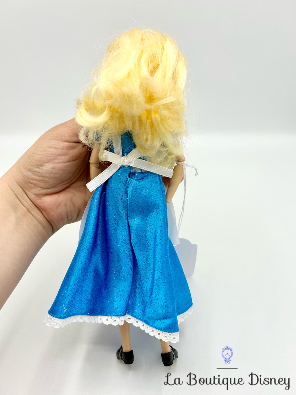 poupée-alice-au-pays-des-merveilles-disney-store-2