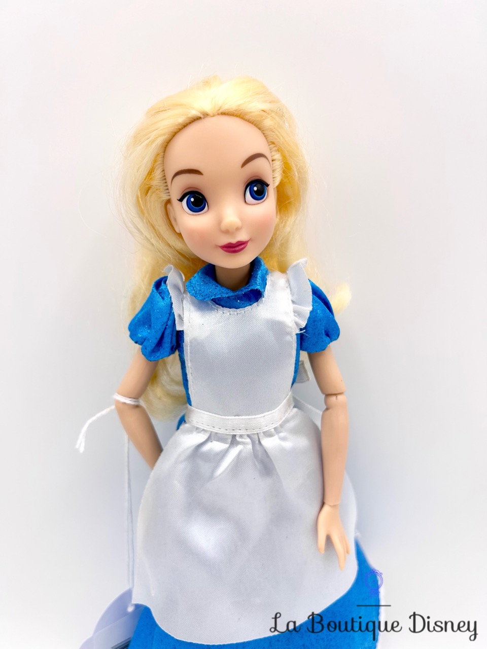 poupée-alice-au-pays-des-merveilles-disney-store-3