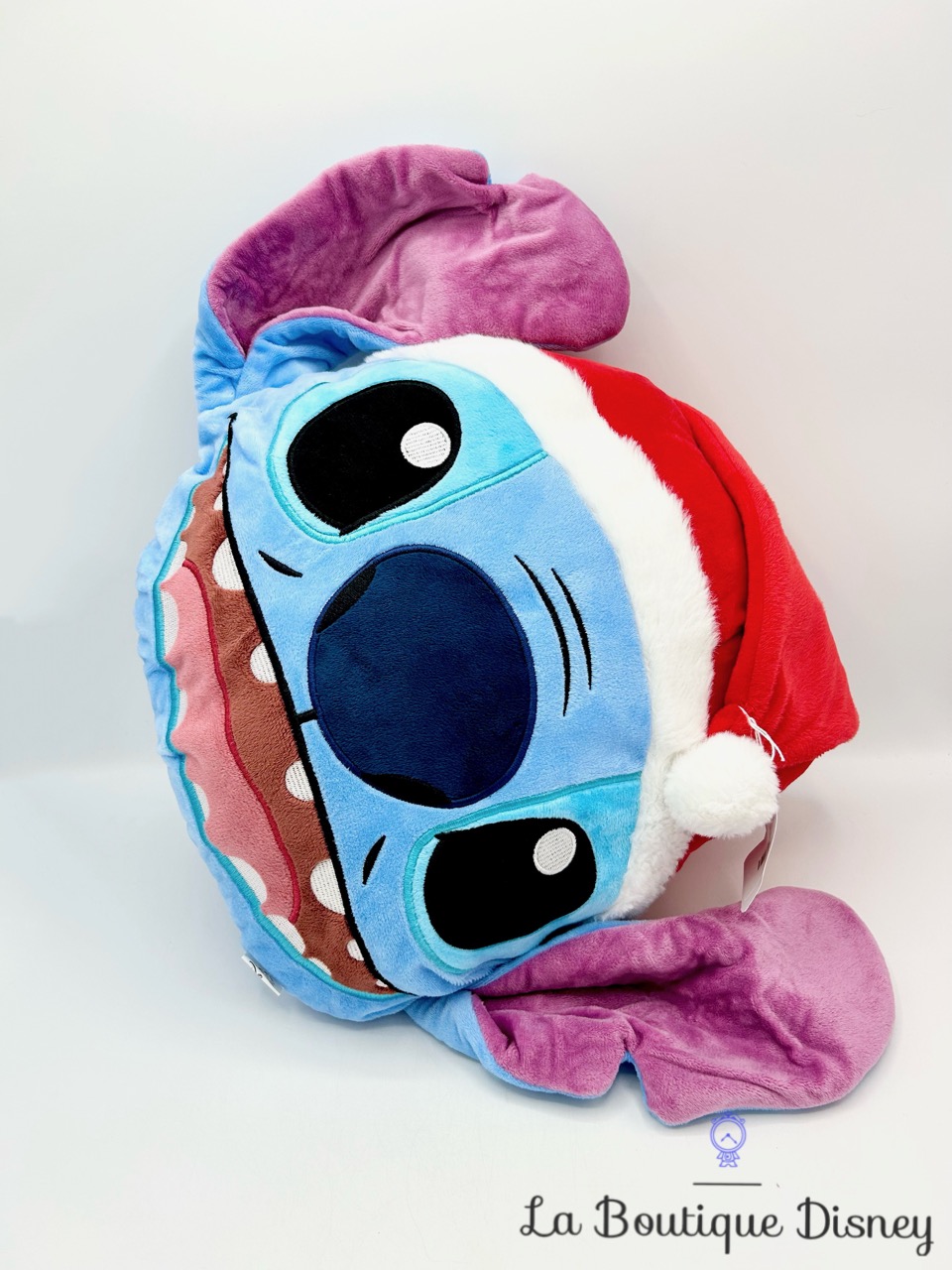coussin-stitch-noel-disney-oreiller-lilo-et-stitch-bonnet-rouge-1