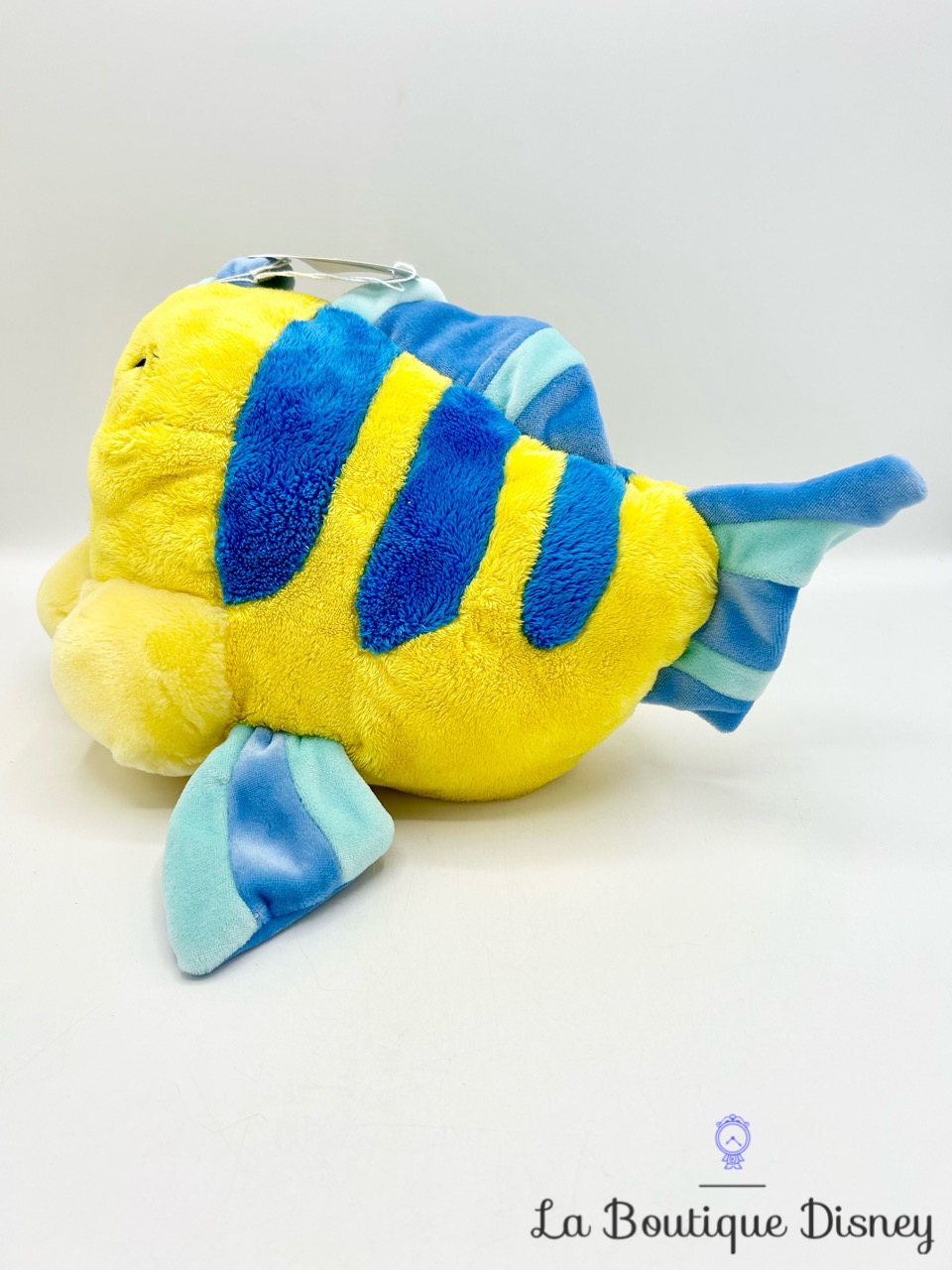 peluche-polochon-disneyland-paris-disney-la-petite-sirène-poisson-jaune-bleu-6