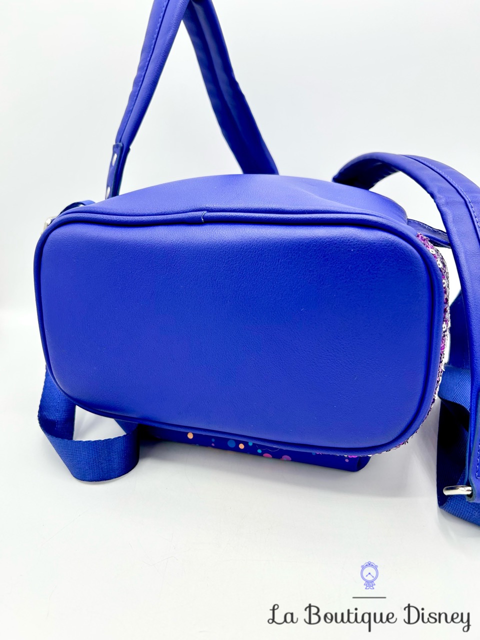 sac-a-dos-loungefly-30-ans-disneyland-paris-disney-violet-sequins-paillettes-7