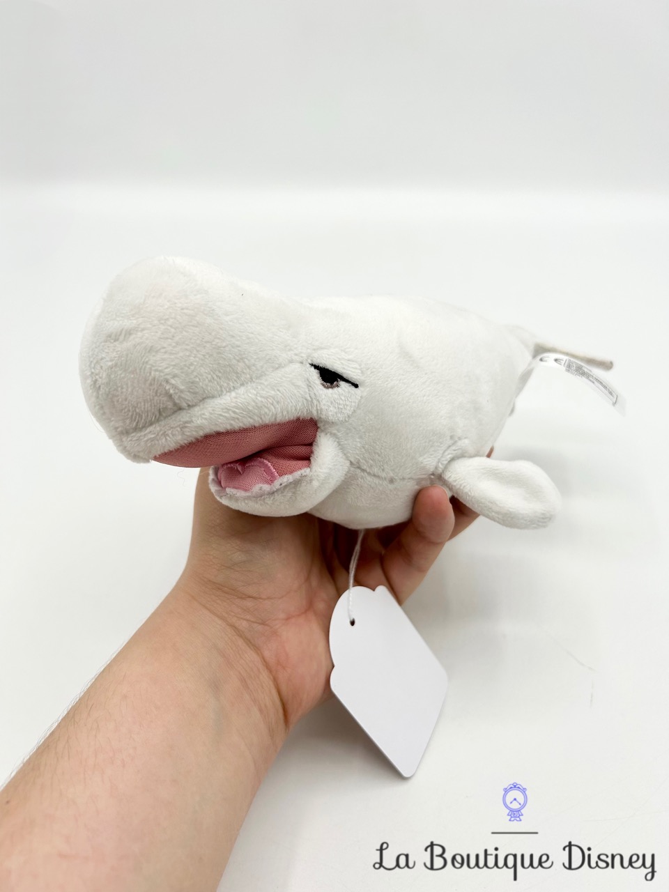 peluche-bailey-le-monde-de-dory-disney-nicotoy-baleine-bosse-blanc-2