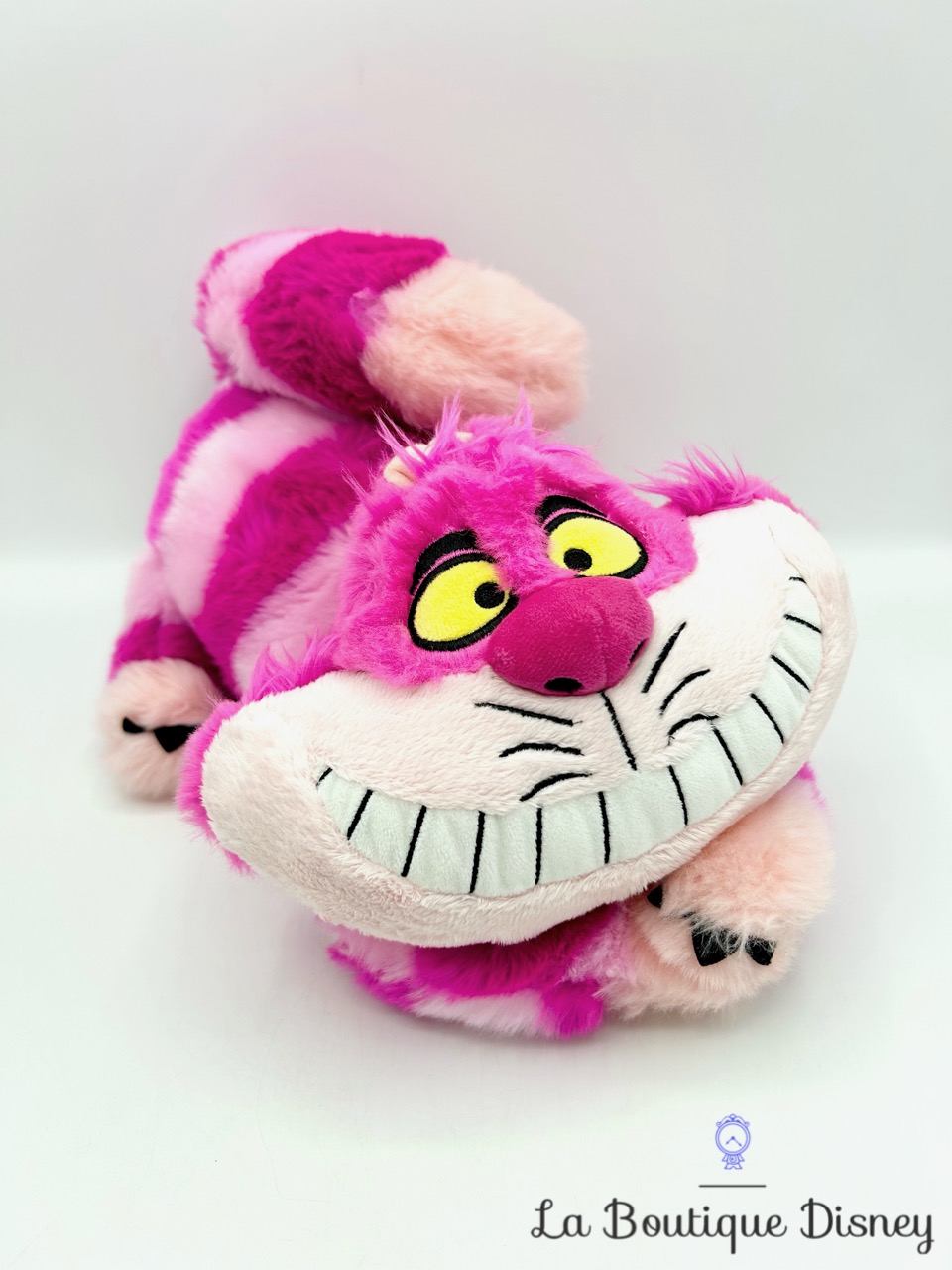 peluche-chat-cheshire-disneyland-paris-disney-alice-au-pays-des-merveilles-rose-rayures-6