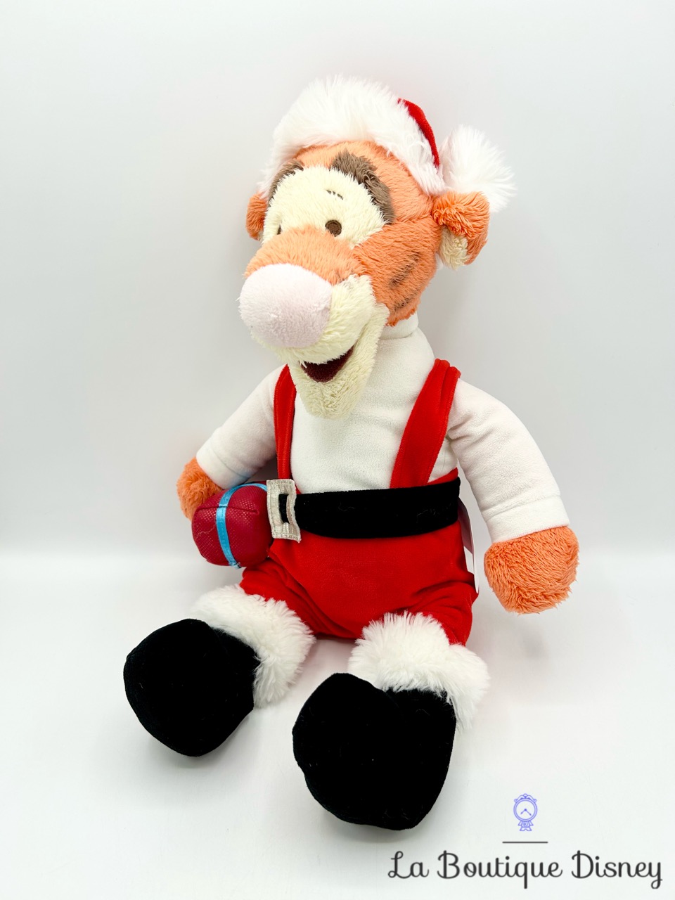 peluche-tigrou-père-noel-disney-store-écusson-cadeau-0
