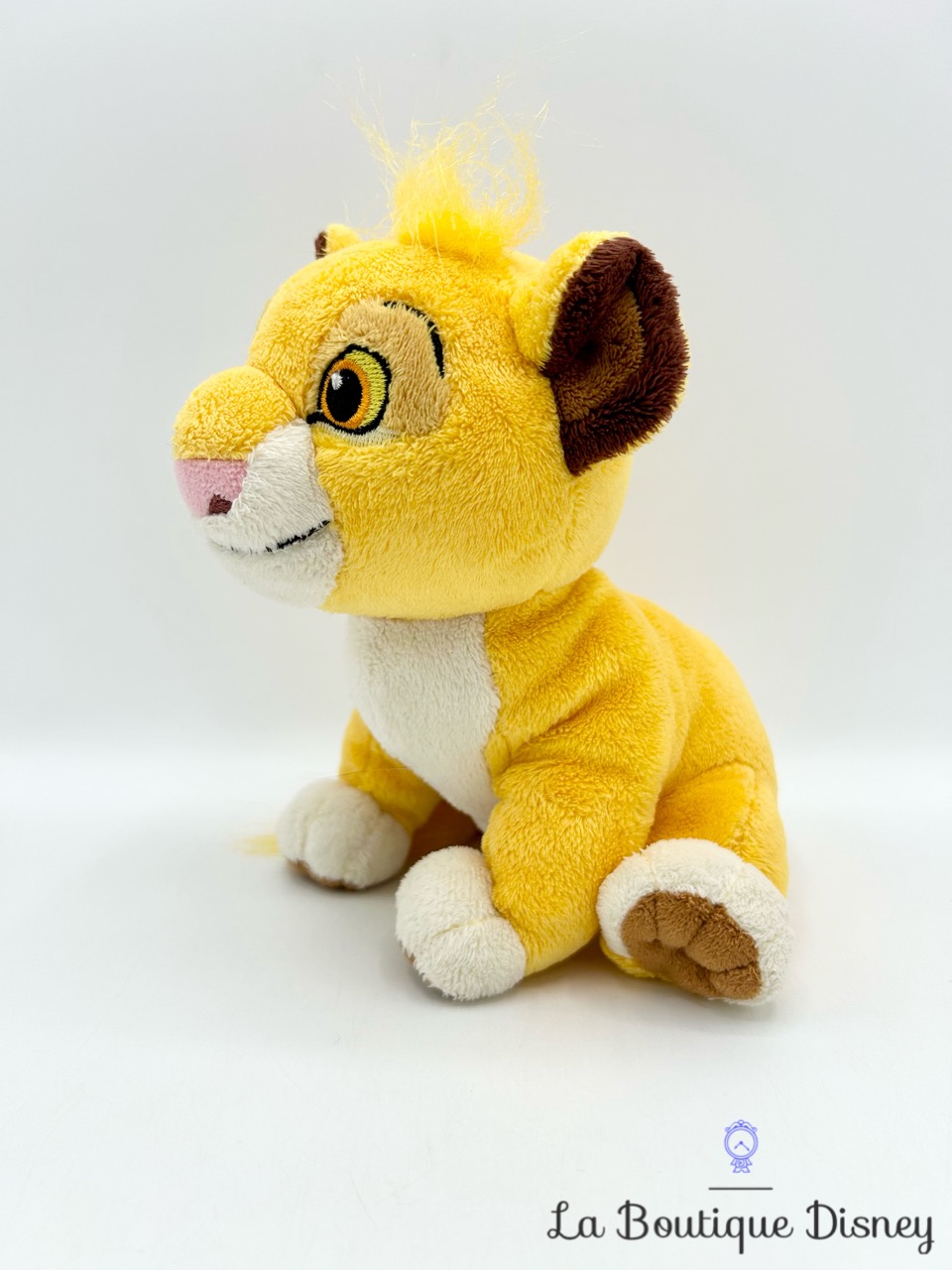 peluche-mini-simba-disney-store-le-roi-lion-jaune-3