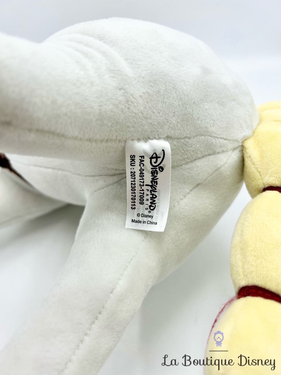 peluche-maximus-disneyland-paris-disney-cheval-blanc-tangled-série-raiponce-3