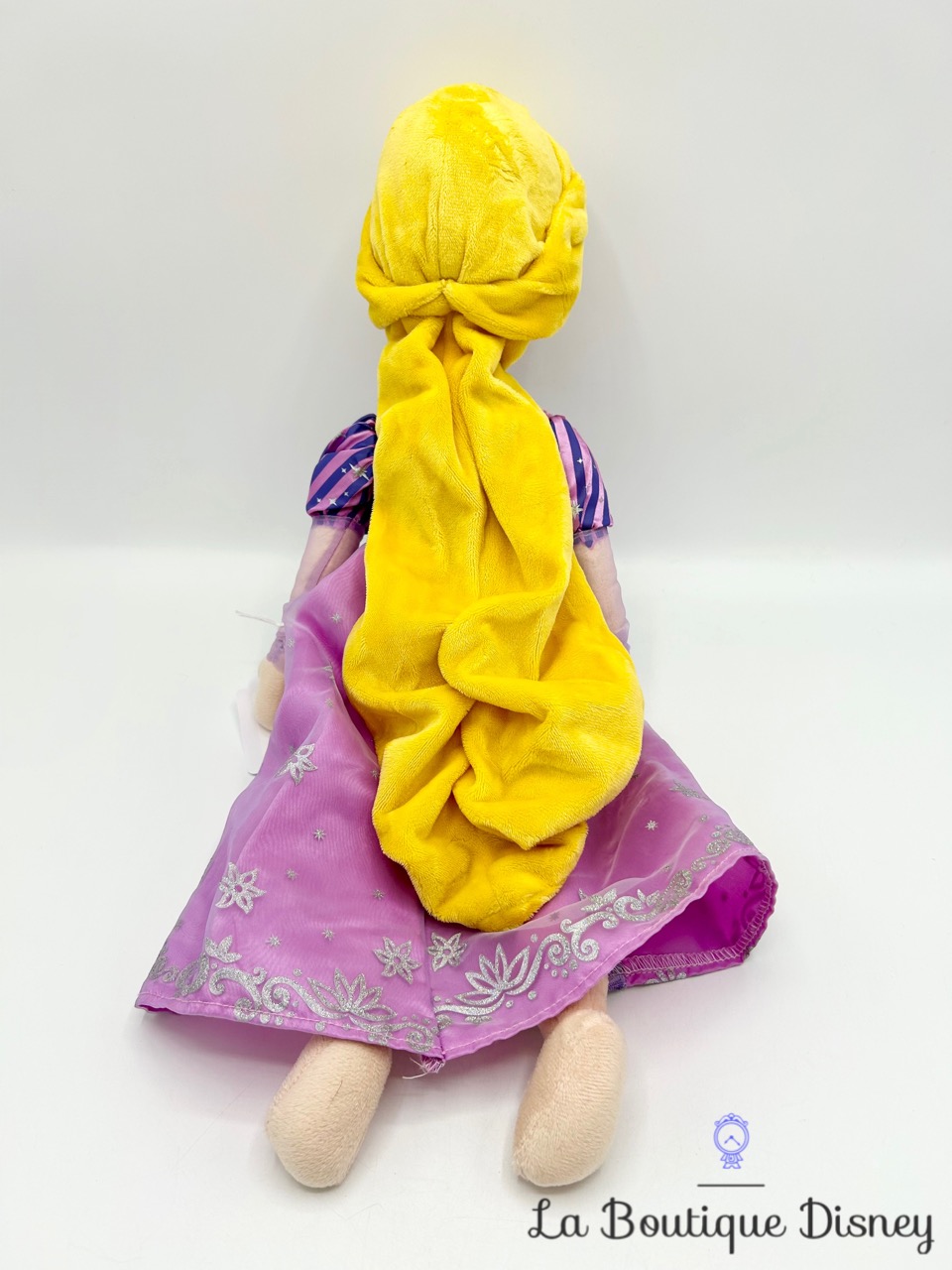 poupée-chiffon-musicale-raiponce-disneyland-paris-disney-peluche-princesse-violet-2