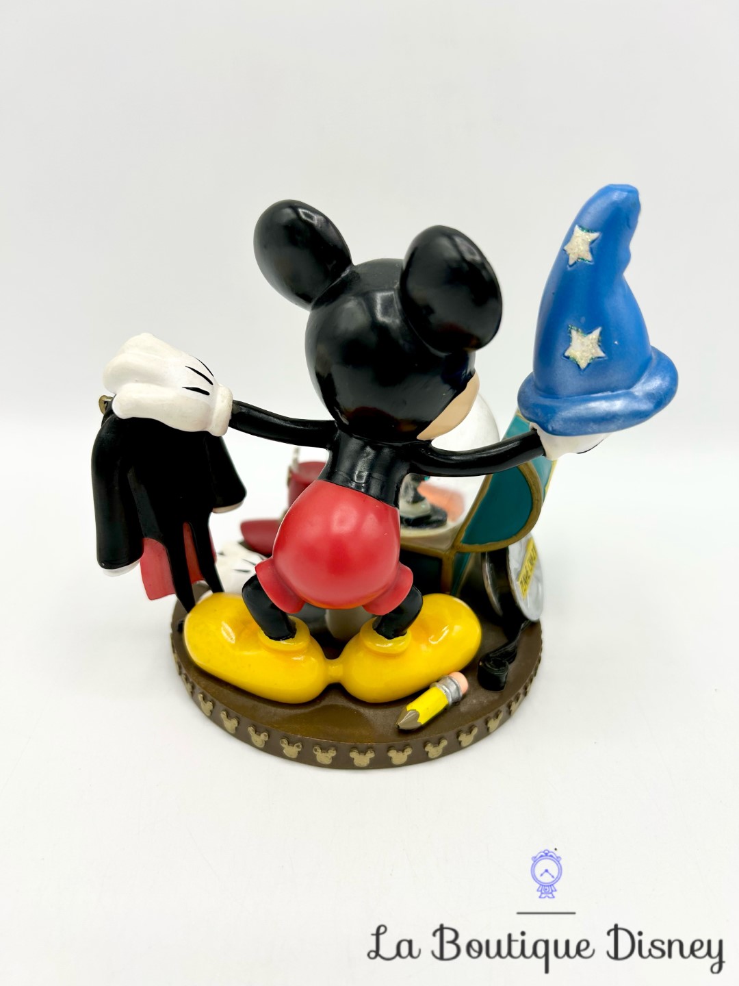 boule-a-neige-mickey-dressing-fantasia-disneyland-snow-globe-disney (5)