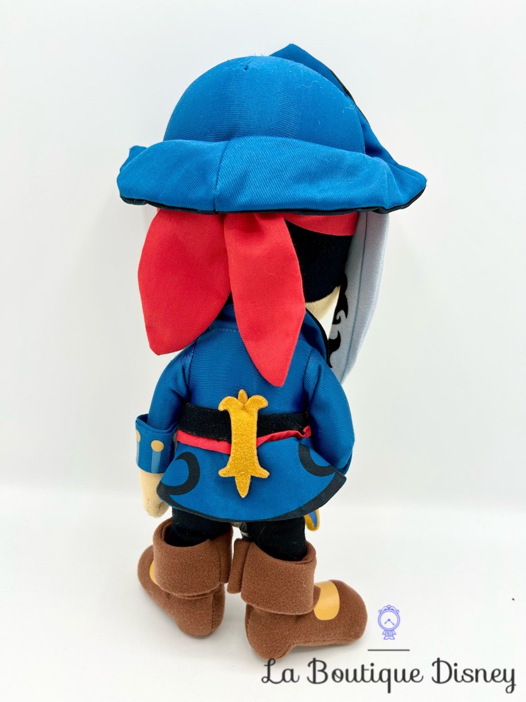 peluche-jake-pirate-disney-parks-pays-imaginaire (5)