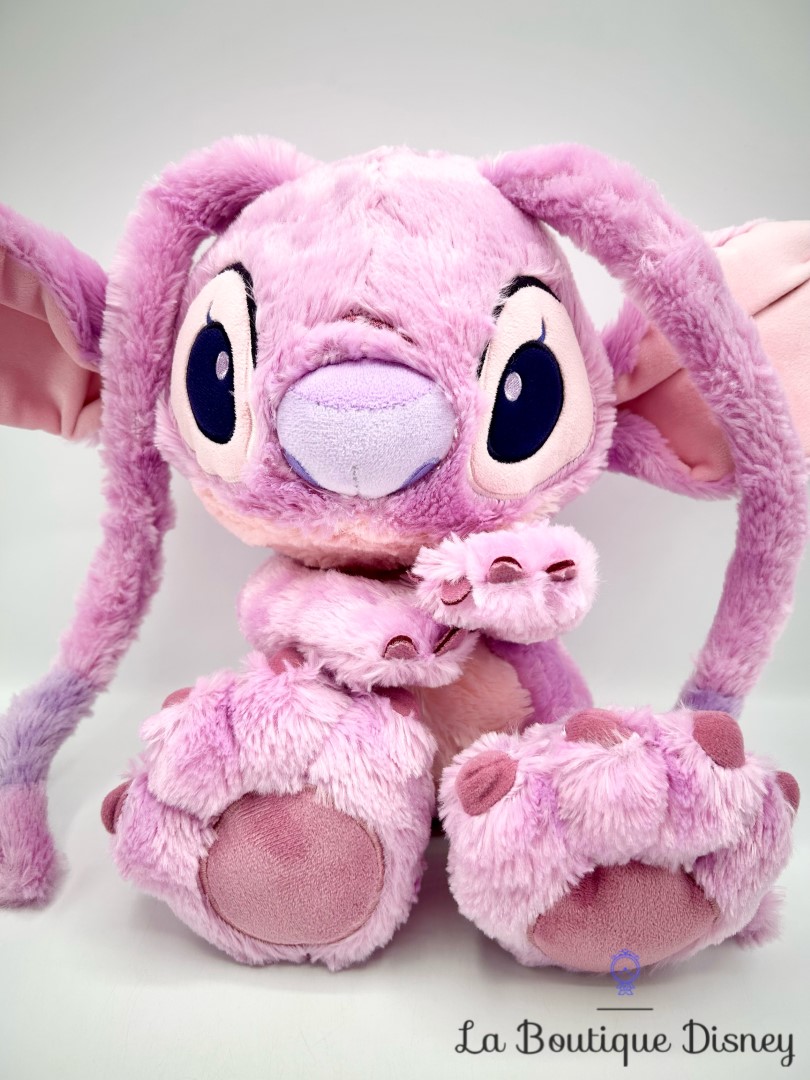 peluche-angel-big-feet-disney-parks-gros-pieds-stitch-rose (4)