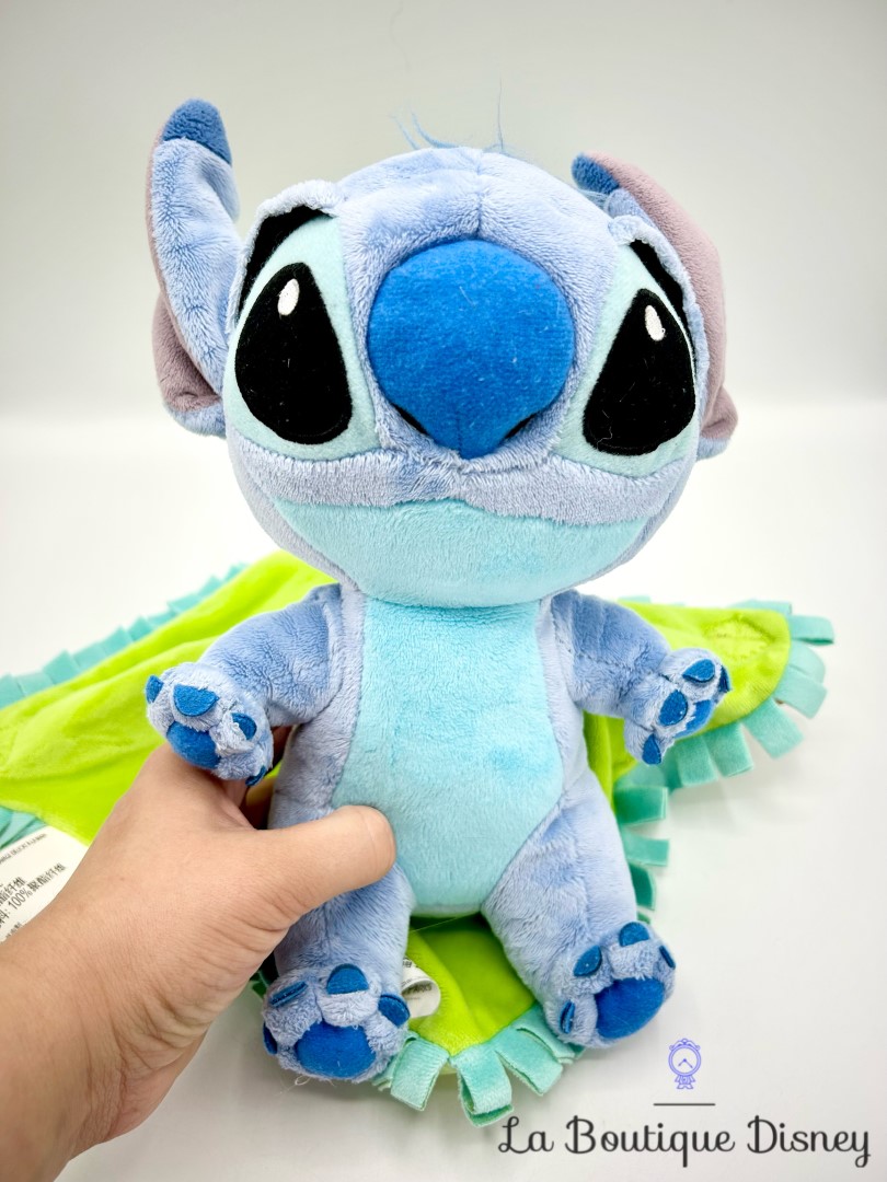 peluche-stitch-disney-babies-disney-parks-couverture-couffin (1)