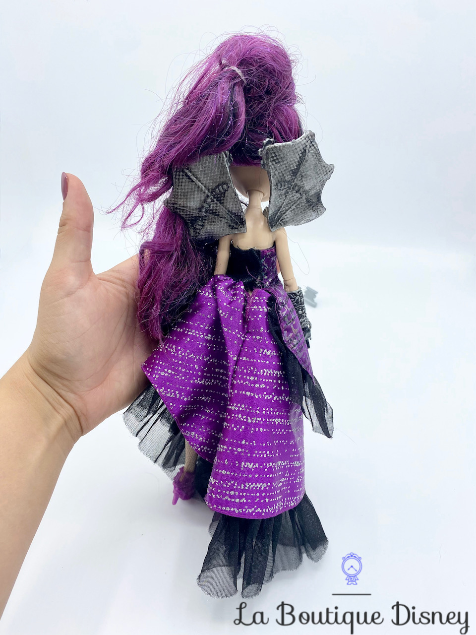 poupée-ever-after-high-raven-queen-bal-de-la-destinée-violet-noir-0