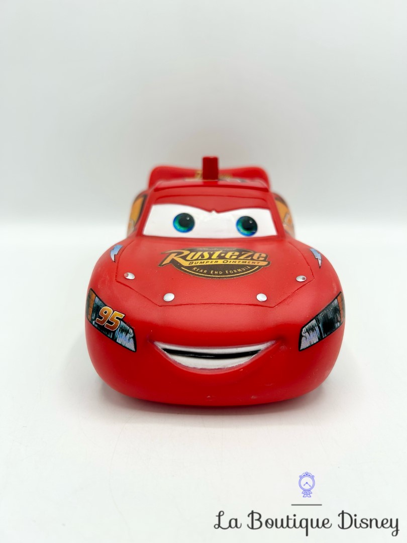 tirelire-parlante-flash-mcqueen-cars-disney-lansay-voiture-rouge-sonore (6)