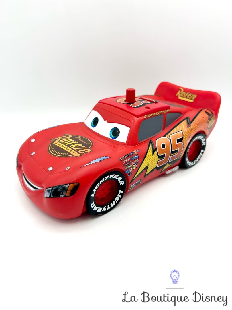 tirelire-parlante-flash-mcqueen-cars-disney-lansay-voiture-rouge-sonore (2)