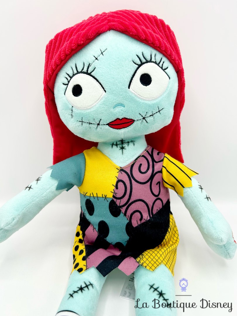 peluche-lumineuse-sally-étrange-noel-mr-jack-disney-primark-cicatrices-rouge (2)