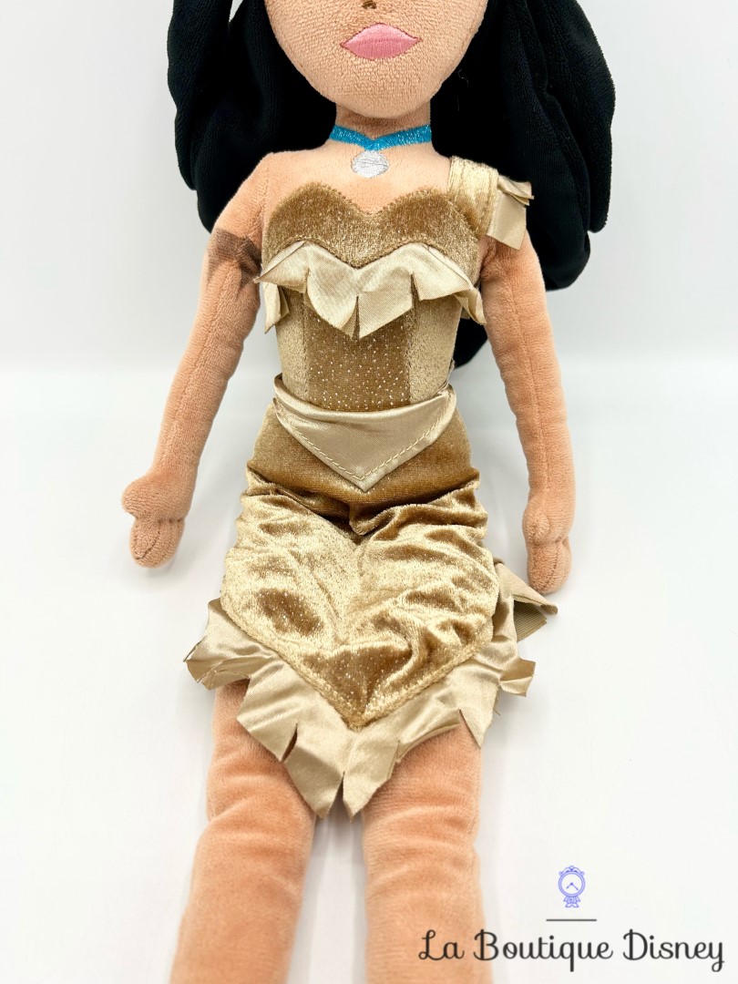 poupée-chiffon-pocahontas-disney-parks-peluche-disneyland-indienne (6)