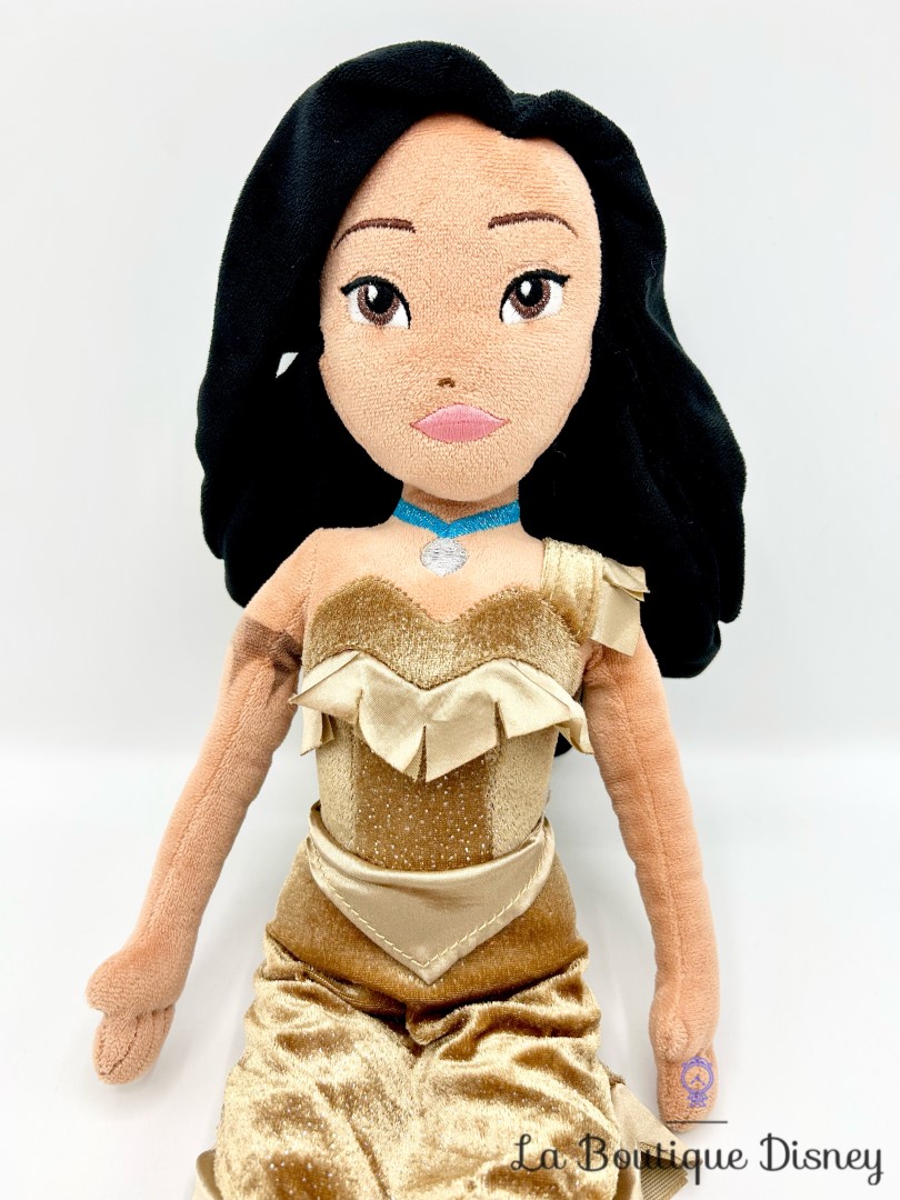 poupée-chiffon-pocahontas-disney-parks-peluche-disneyland-indienne (2)
