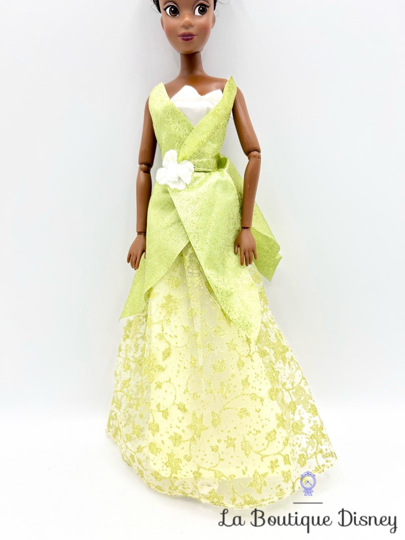 poupée-tiana-la-princesse-et-la-grenouille-disney-store-robe-paillettes (1)