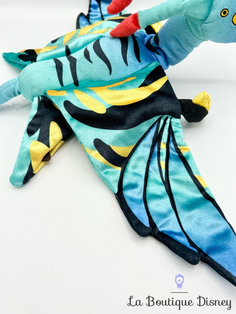 Peluche Banshee Avatar La voie de leau Disney Store 2023 oiseau dragon bleu