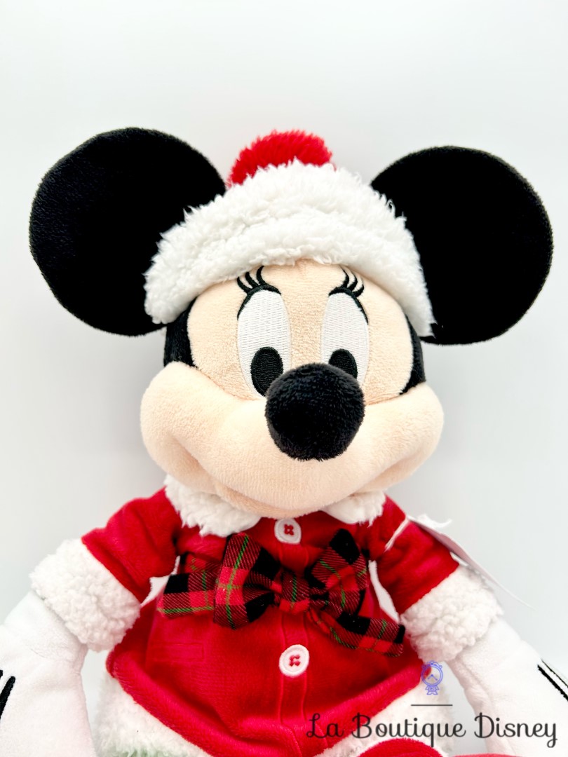 peluche-minnie-mouse-noel-disney-store-2017-rouge-vert (2)