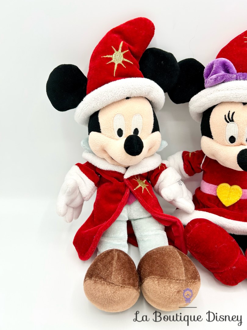 peluches-mickey-minnie-noel-disneyland-disney-manteau-rouge (2)
